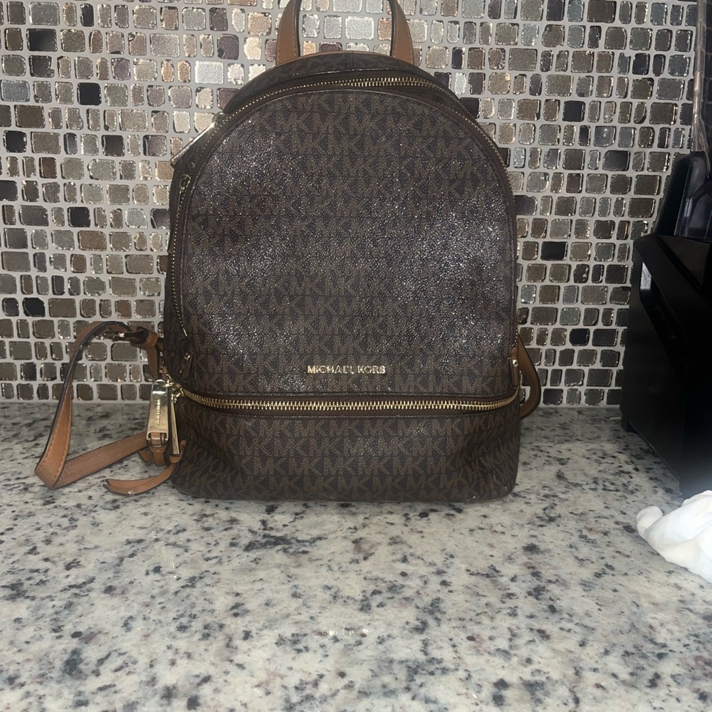 Michael Kors medium size back pack